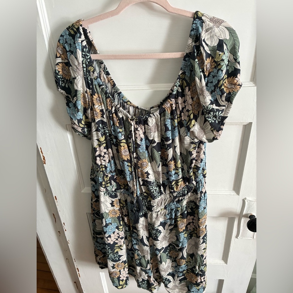American Eagle Outfitters Blue Floral Romper